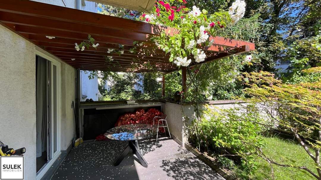 Architektenwohnung in Gersthof – 3 Zimmer im 1. Stock mit eigenem Garten, Terrasse und Loggia, Lift, offener Kamin, hochwertigste Ausstattung