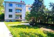 Ideales Investment - Die Gelegenheit! Traumhaft sanierter Neubau in Best- und Ruhelage in 1210 Wien! Luftwärmepumpe und Photovoltaik-Anlage! Voll möbliert + Perfekte Größen + Hofseitige Balkone!