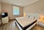 Großzügiges Wohnhaus mit Pool, Heimkino und Sauna in ruhiger Lage!