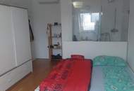 1 Zimmer in einer Wohngemeinschaft frei! Termine telefonisch mit deiner neuen Mitbewohnerin!