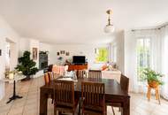 *** Ein Wohntraum mit Urlaubsgefühl: Traumhaft gepflegtes Einfamilienhaus mit Pool, Gartenidylle, Specksteinofen, Wasser-Wasserwärmepumpe mit Fußbodenheizung in Top-Lage ***
