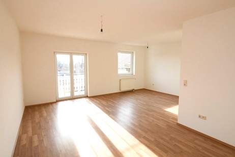 Neuwertig und unbefristet! Top 3-Zimmer-Balkon-Wohnung inkl. HZ- Nähe Schwechat!, Wohnung-miete, 1.103,94,€, 2454 Bruck an der Leitha