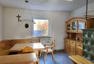 Einfamilienhaus mit großem, ebenen Garten!