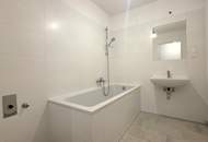 Neubauwohnung mit großer Loggia / Deckenkühlung / 1.OG // Ab JULI!!