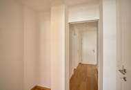 "Dachgeschoss, Balkon & grüner Ausblick"