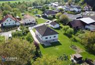 Sehr schönes, gepflegtes Haus in ruhiger Lage mit großem Garten und Wintergarten und Garage in Liebing zu kaufen
