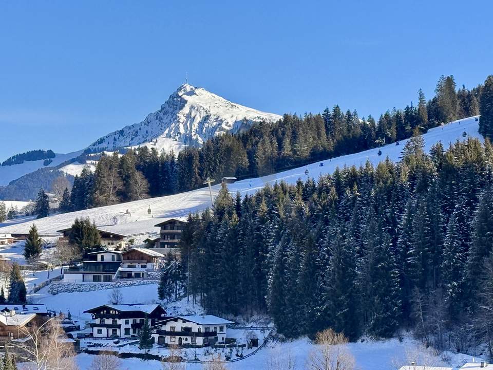 Grundstück in Hanglage mit Panoramablick