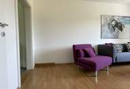 Stilvolle 3-Zimmer Wohnung mit praktischer Raumaufteilung und Wohlfühlcharakter in Steyr Münichholz verspricht 1A-Infrastuktur! Große Fenster, modernes Badezimmer und gepflegte Böden garantieren höchste Wohnqualität!