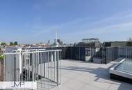 Energieneutrale 2 Zimmer Single - DG Wohnung mit Balkon und großer Terrasse - 360° Stadtblick!