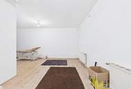 LINZ/STADT: Sanierungsbedürftige Büro-Ordinations-Kanzlei-Praxisfläche (ehem. Arztraxis in einem Hofstöckl)