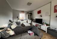 Ein ruhiger Rückzugsort mit Möglichkeiten – zwei Wohnhäuser auf großzügigem Grund