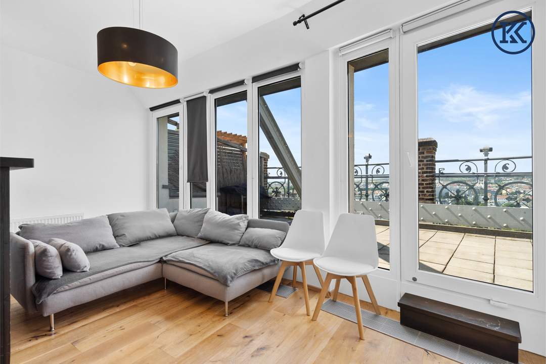 Traumhafte 3-Zimmer-Maisonette mit 3 Terrassen über 2 Etagen (13./14. Stock) im Gasometer