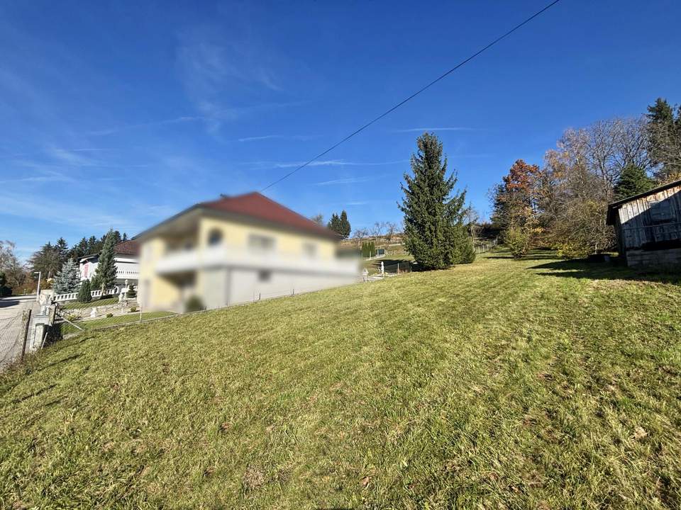 Ihr Baugrundstück im Grünen - nah an der Stadt!