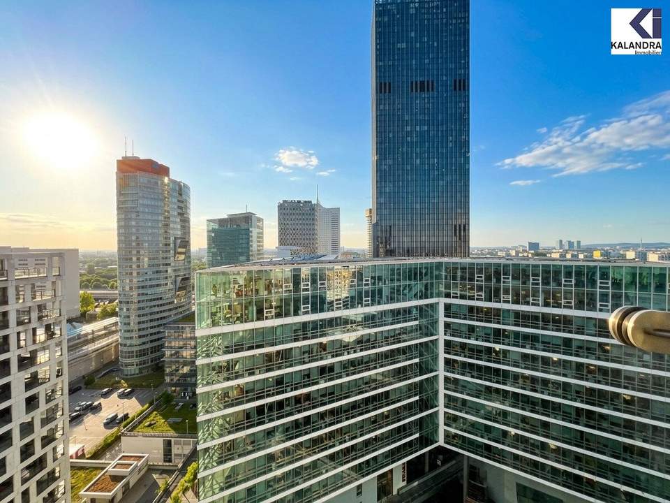 BÜROFLÄCHE im ARES TOWER