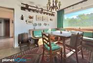 Bungalow mit zwei Wohneinheiten auf rund 1.800 m² großem Grundstück in Seewalchen am Attersee