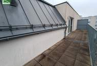 Wundervolle Dachgeschosswohnung mit großer Dachterrasse