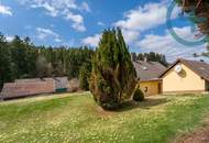 TRAUMGRUNDSTÜCK: Ruhig gelegenes Einfamilienhaus mit 1185m² Garten