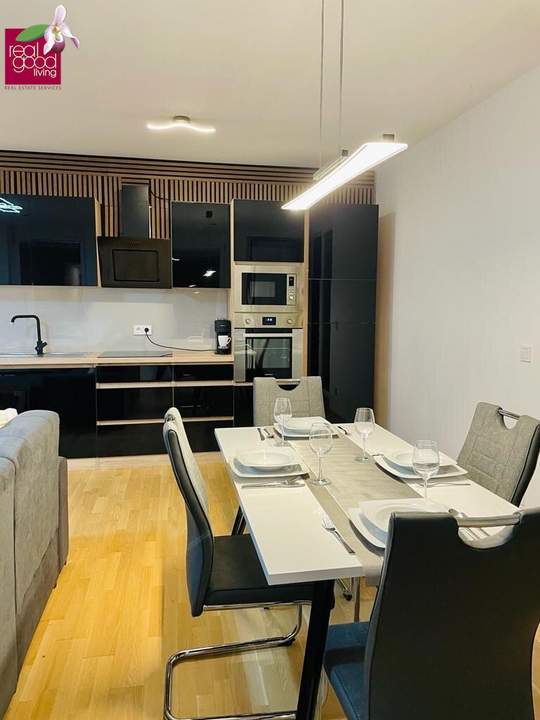 ✨ Exklusive Marina Tower | Hochgeschoss 3-Zimmer Wohnung mit direktem Donau-Blick | Voll möbliert | Befristet vermietet bis 30.09.2026 | Top Investment oder Eigennutzung ++
