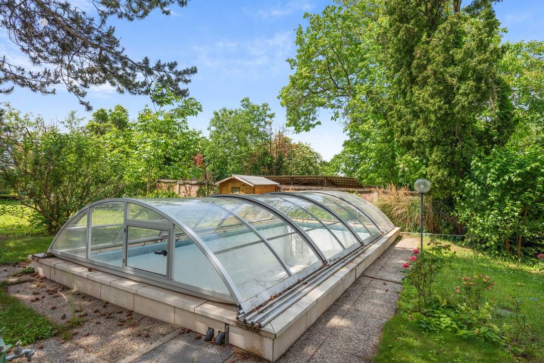 Altes Mädchen sucht Traumprinzen - Villa für 1.000 und 1 Nacht