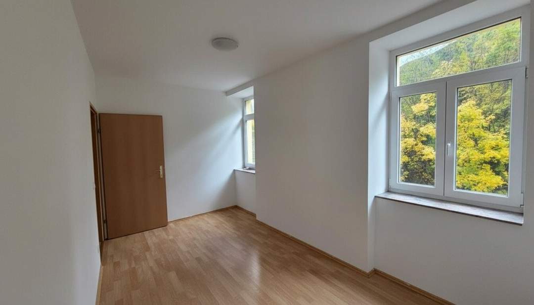 Parkplatz - Fußbodenheizung - 3 Zimmer - Grünblick