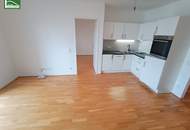 Ruhelage und Grünblick mitten im Zentrum - hochwertige 2-Zimmer-Wohnung in Hofruhelage