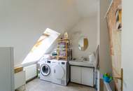 Dachgeschoßwohnung im Villenviertel Lawies – Zwei Terrassen, Doppelgarage und Wienerwald!
