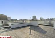 DACHGESCHOSSTRAUM IN TOP-CITYLAGE | PIVATER LIFTAUSSTIEG | FERNBLICK AUS DEM WHIRPOOL GENIEßEN