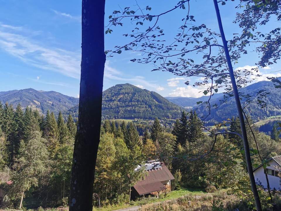 Baugrundstück mit Aussichtslage im Ferienwohngebiet