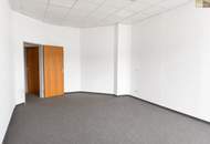 Hochwertig renovierte Bürofläche mit Balkon in Traiskirchen!