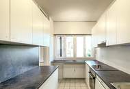 Provisionsfrei: Traumwohnung mit Kamin und Balkon in Nussdorfer Wohnanlage mit In- und Outdoorpool! Garage verfügbar!