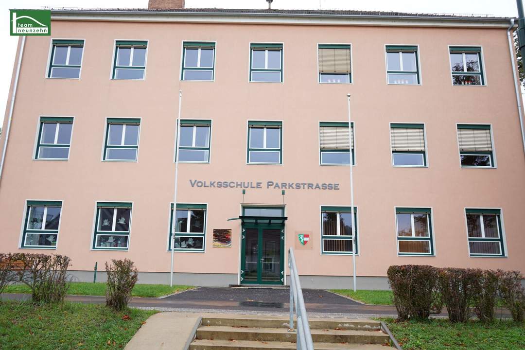 Perfekte Parkmöglichkeit - KFZ-Stellplatz in der Parkstraße 6 in Knittelfeld - JETZT ANFRAGEN