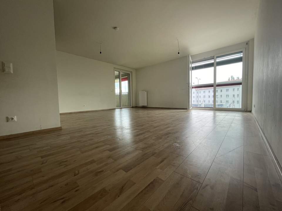 UNBEFRISTETE Maisonette-Wohnung mit großzügiger Loggia!