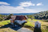 Alleinlage mit Panoramablick inklusive: Haus mit ebenem Grundstück in traumhafter Lage