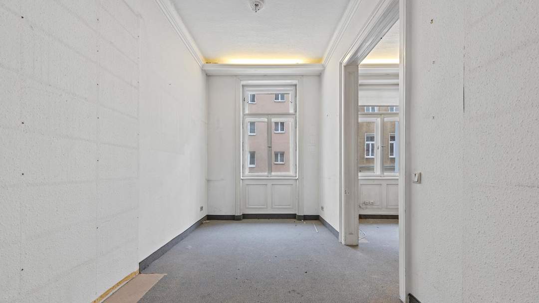 Servitenviertel und nah am Wasser/ Sanierungsbedürftige 47 Quadratmeter im Altbau