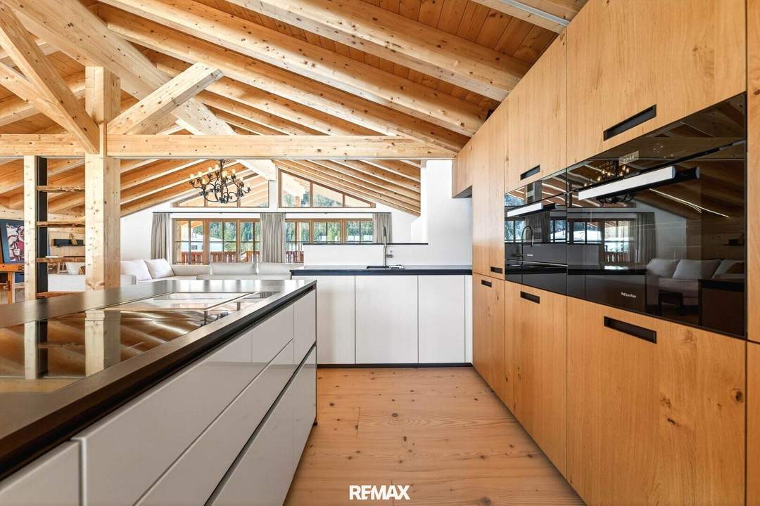 Exklusiver Erstbezug: Chalet in Toplage von St. Ulrich