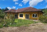 BAUMEISTERBUNGALOW IN FABELHAFTER WALDRANDLAGE