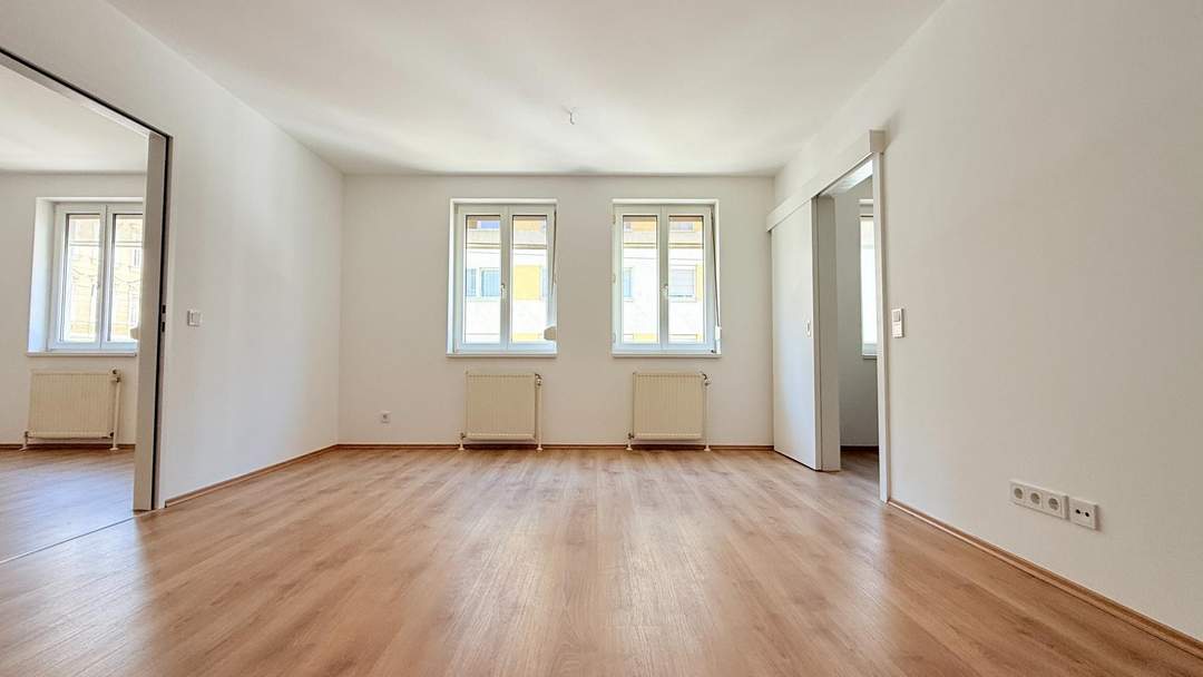 2,5 Zimmer, viel Charme & ein Innenhof zum Verlieben