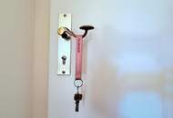 Den Sonnenstrahlen entgegen in der Aliogasse!