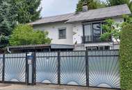 Einfamilienhaus mit parkähnlichem, großen Grundstück