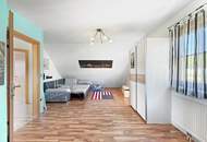 Modernes Einfamilienhaus mit Pool und Photovoltaik