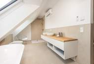 TRAUMHAFTES LICHTDURCHFLUTETES PENTHOUSE MIT HERRLICHER DACHTERRASSE