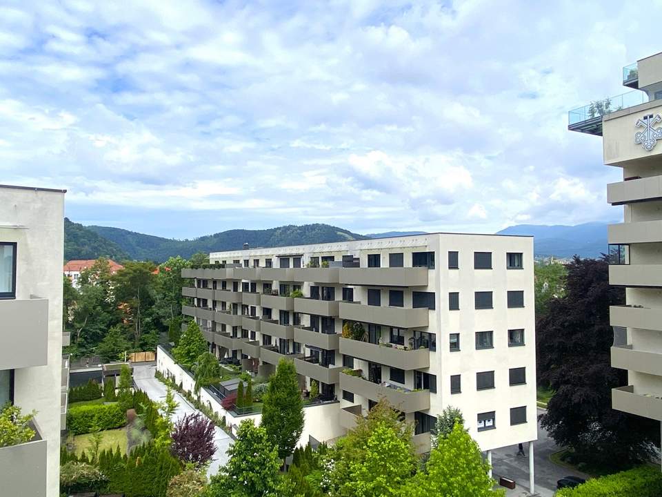 Modernes Wohnen in der Penthouse-Etage mit 2 Terrassen und Tiefgaragenplatz im Wohnpark Gösting!