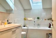 PERFEKTES EIN- ODER ZWEIFAMILIENHAUS - RUHIGE LAGE - SÜDBALKON UND SÜDTERRASSE