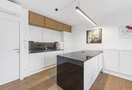 Stilvolle Dachgeschoßwohnung auf zwei Ebenen mit Außenflächen im begehrten 18. Wiener Gemeindebezirk