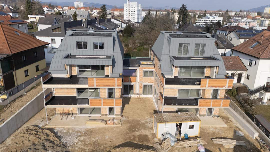 LINZ / FROSCHBERG: RASCHER BAUFORTSCHRITT GARTEN-EIGENTUMSWOHNUNG ca. 118,17 m² Wohnfläche, 4 Zimmer + Terrasse / Eigengarten,inkl. Carportstellplatz