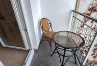 Großzügige 3 Zimmer Loggia Wohnung, ideal für WG s oder Familien