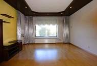 GEDIEGENES HAUS MIT ZWEI WOHNEINHEITEN UND GROSSEM GARTEN!