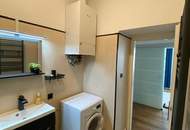Sanierte charmante 2-Zimmer-Altbauwohnung
