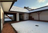 Bezugsfertiges LANDHAUS mit uneinsichtigem Innenhof im Zentrum von Burgau