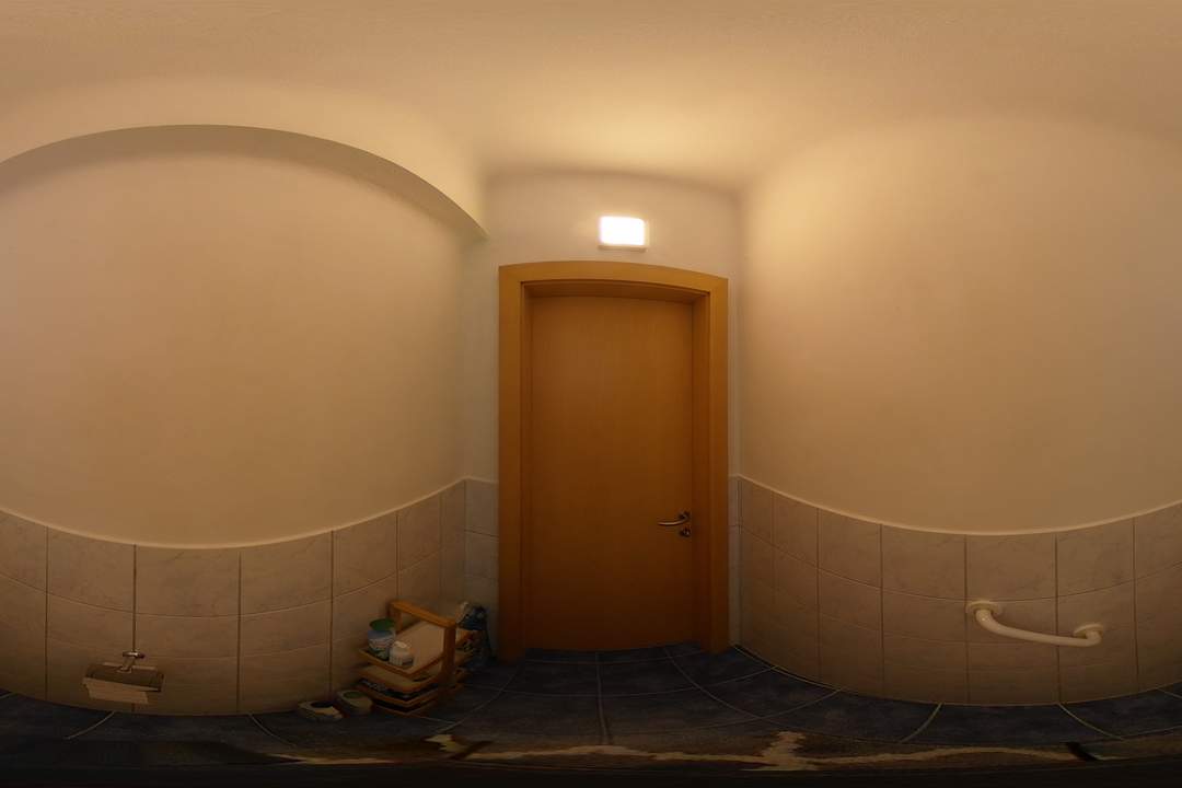 *** Top Preis: Saniertes voll möbliertes kleines Wohnjuwel, großer Terrasse, niedrige Betriebskosten & viel Stauraum ***